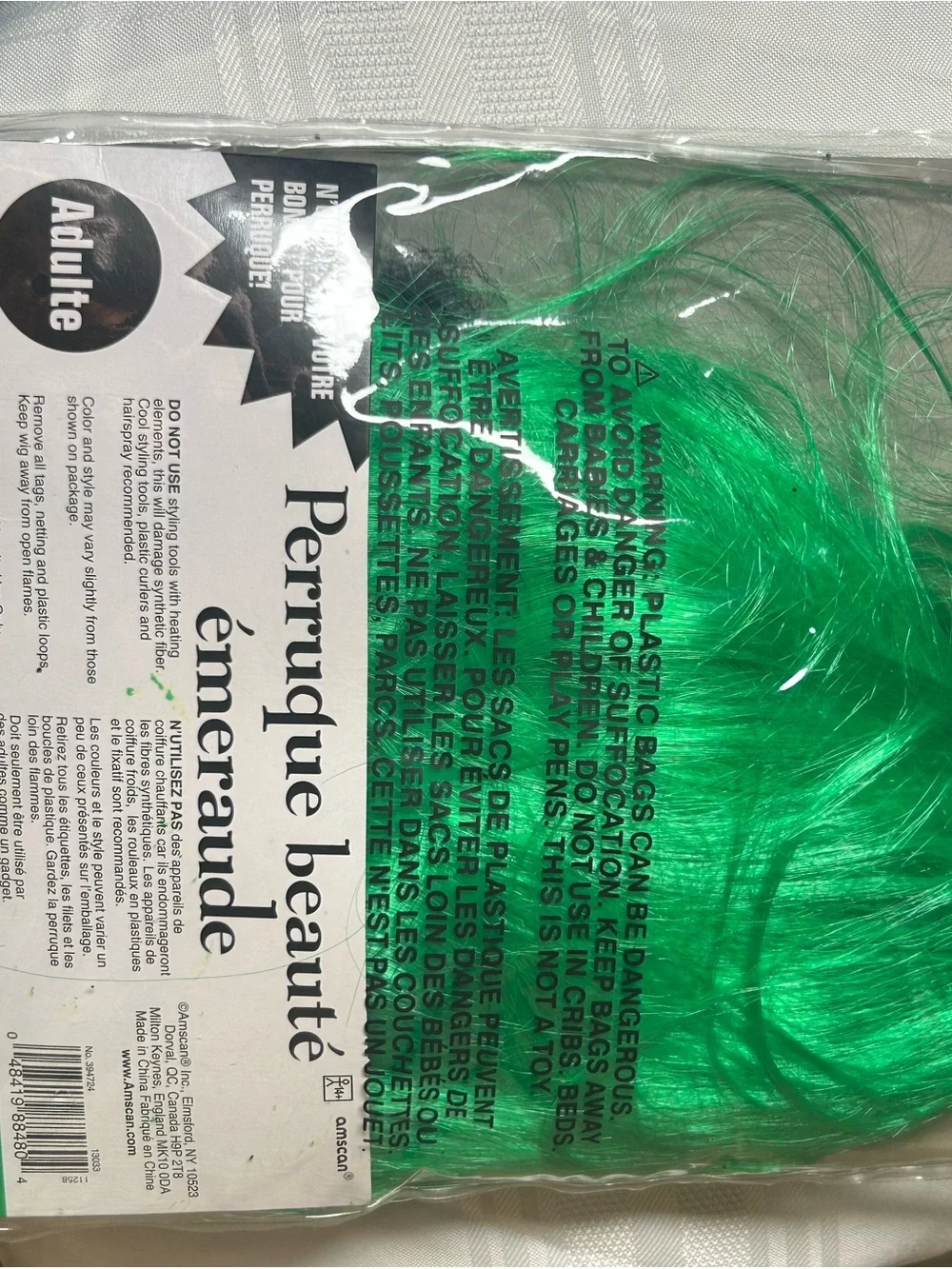 Halloween costume wig Amscan Emerald Beauty Wig in Bright Green